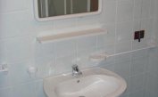 residence LIDO DEL SOLE: C7 - bagno (esempio)